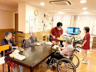 フルーツバイキング
